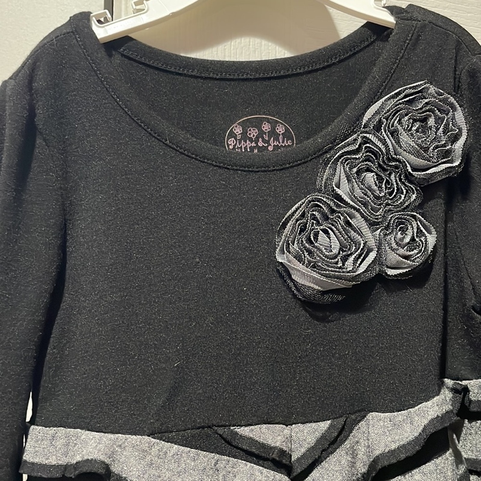 Pippa And Julie 5 Long Swing Top Black Grey Stripe Grey Rosette Flowers Euc — image 2 of 8